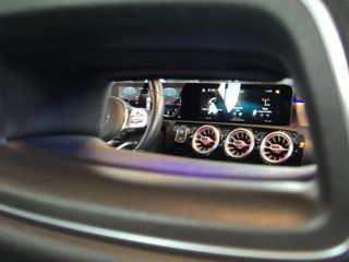 Mercedes-Benz CLA CLA 180