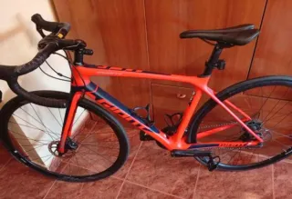 Bicicleta Carretera Giant ADV Carbono