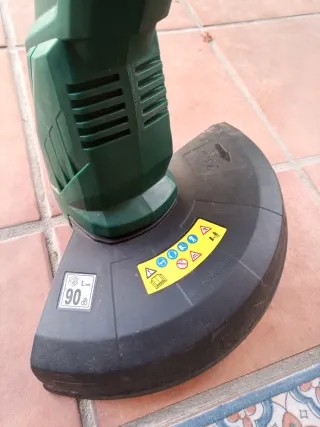Desbrozadora Parkside eléctrica sin cabezal