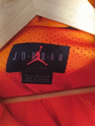 Chaqueta Jordan Naranja