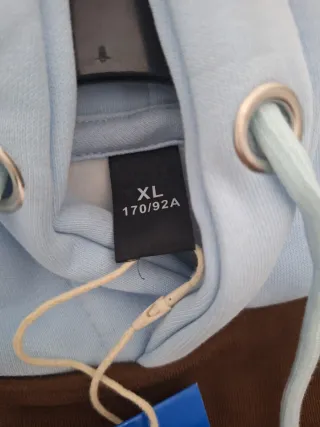 Sudadera Adidas bicolor azul y marrón