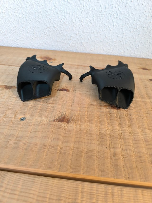 Conductos de freno Tmax 530 y 560Logo Yamaha