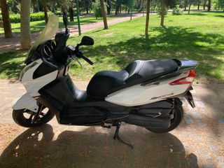 Kymco Superdink 125 Scooter Maxi Scooter