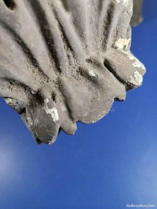 Remates Columna Policromado Fragmentos