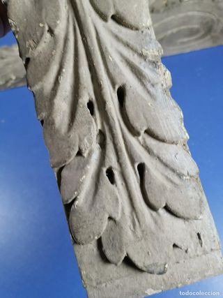 Remates Columna Policromado Fragmentos