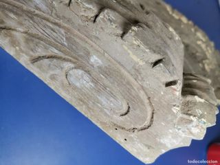 Remates Columna Policromado Fragmentos