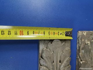 Remates Columna Policromado Fragmentos