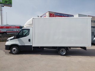 Iveco 35 C 16 Caja Cerrada 2023