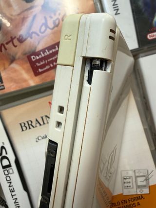 Nintendo DS + 2 juegos + funda