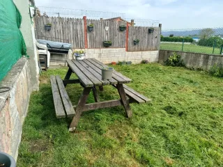 Mesa de picnic de madera exterior