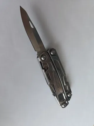 Leatherman Rev