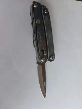 Leatherman Rev