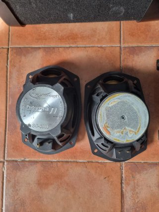 Altavoces Beyma 6x9 + Etapa Mac Audio + Subwoofer