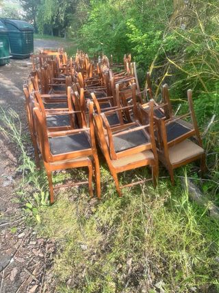 Lote de sillas de madera