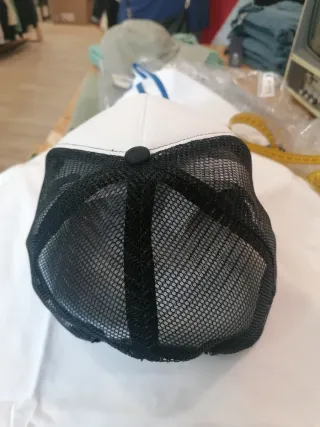 Gorra Natas Negra y Blanca