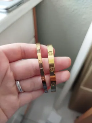Pulseras de acero inoxidable doradas