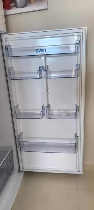 Frigorífico 2 puertas marca Svan