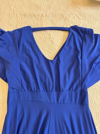 Vestido azul con torera y hombreras