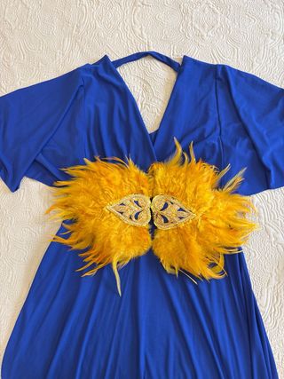 Vestido azul con torera y hombreras