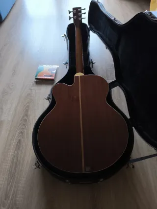 Bajo Electroacústico Harley Benton HBB35NTFL