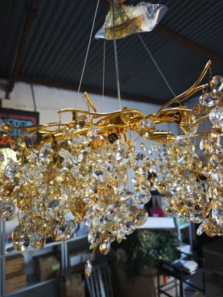 Lámpara de Lágrimas Dorada de Cristal – 60 cm