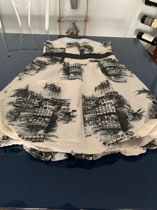 Vestido elegante estampado blanco y negro