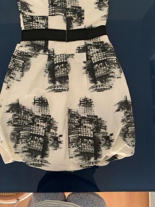 Vestido elegante estampado blanco y negro