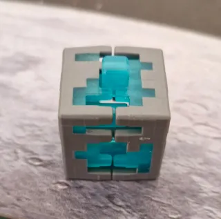 Figura Bloque Diamante Minecraft Kinder Joy
