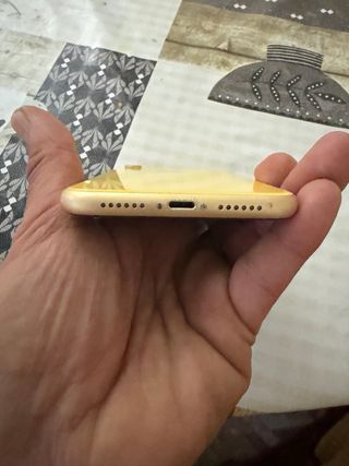 iPhone XR 128GB Amarillo Batería Nueva