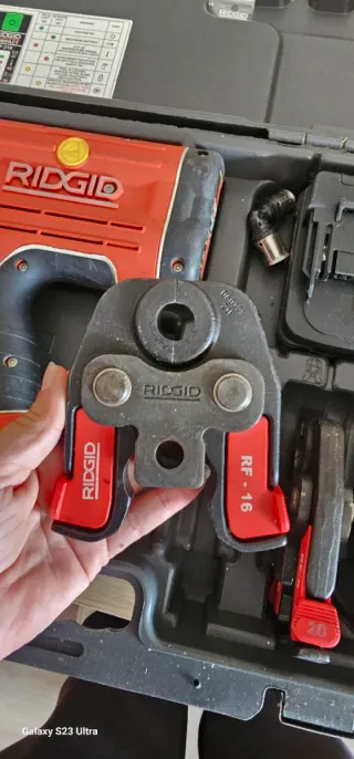 Pistola Prensadora Ridgid RP 210