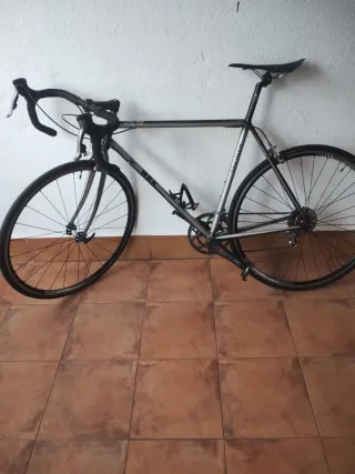 Bicicleta de carretera MBK