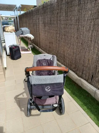 Carro de bebé Jane Moon gris con 2 bolsos