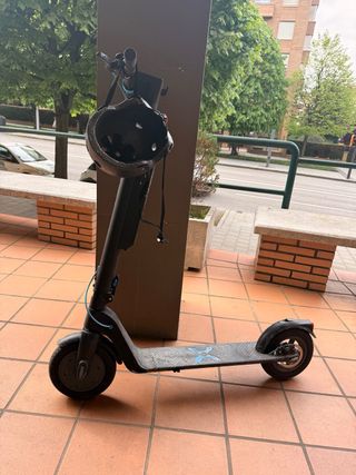 Patinete Eléctrico Negro y Azul