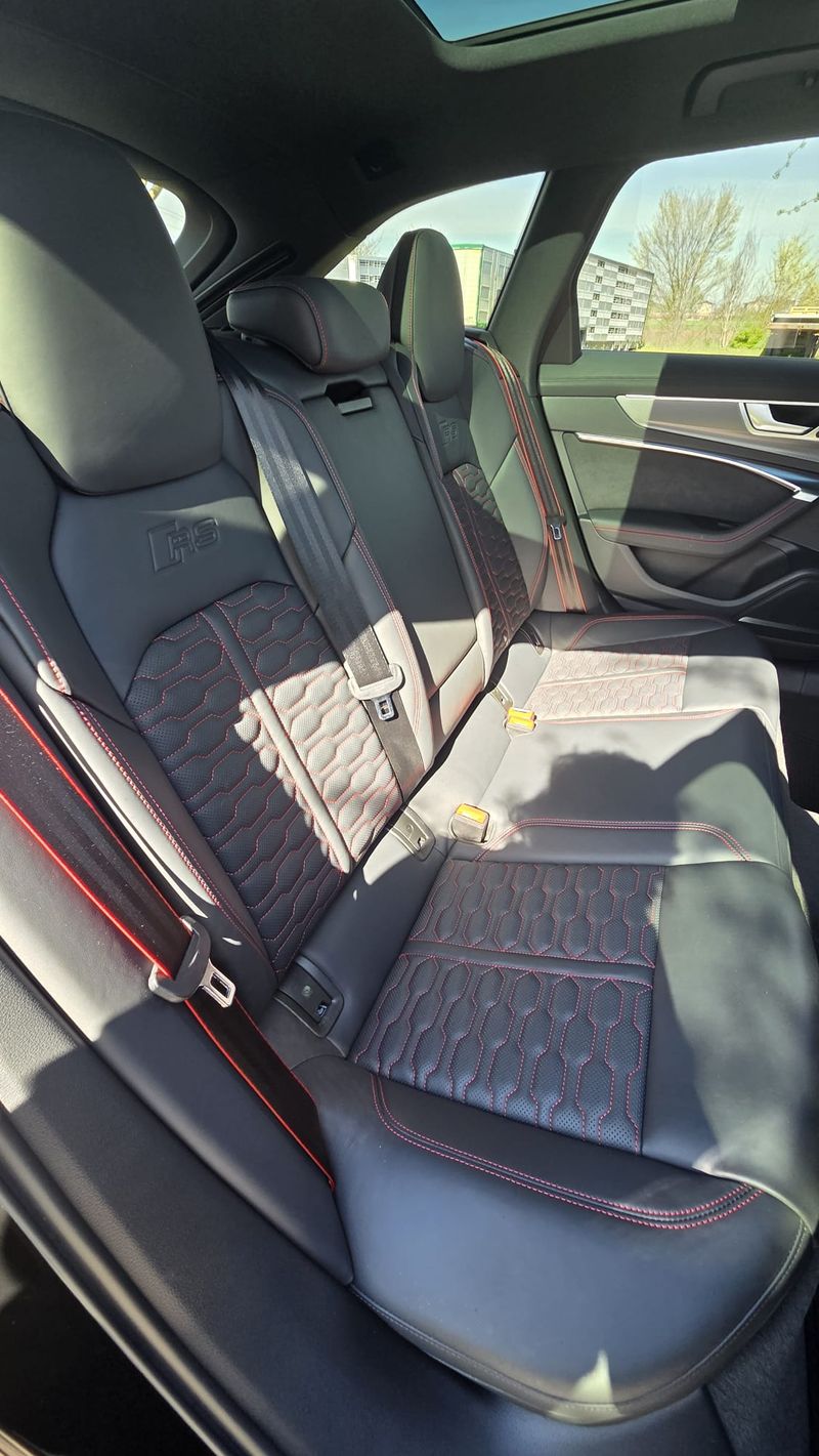 Audi 2024, foto 18