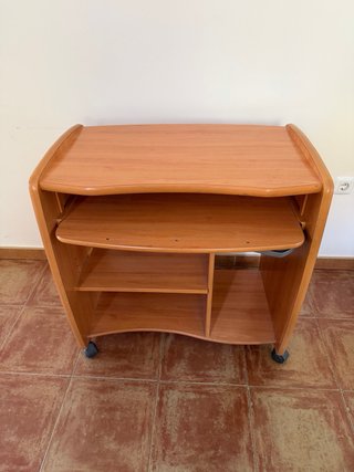 Mesa Ordenador Madera con Ruedas
