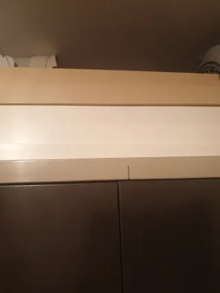 Baldas de madera IKEA color beige