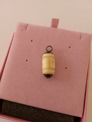 Raro e Prezioso ciondolo