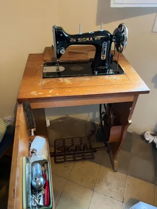 Máquina de coser Sigma clásica