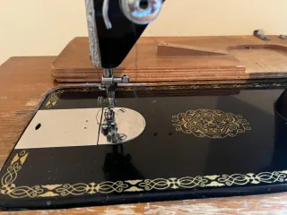 Máquina de coser Sigma clásica