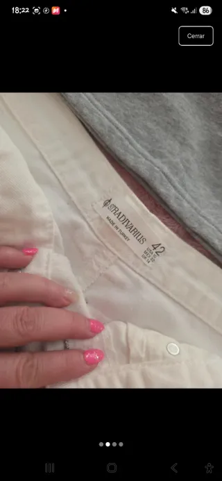 Pantalón corto blanco roto Talla XL como 40