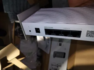 2x Acer WAVE 7 Wi-Fi Mesh Router