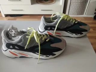 Zapatillas Adidas Yeezy Boost 700 Runner