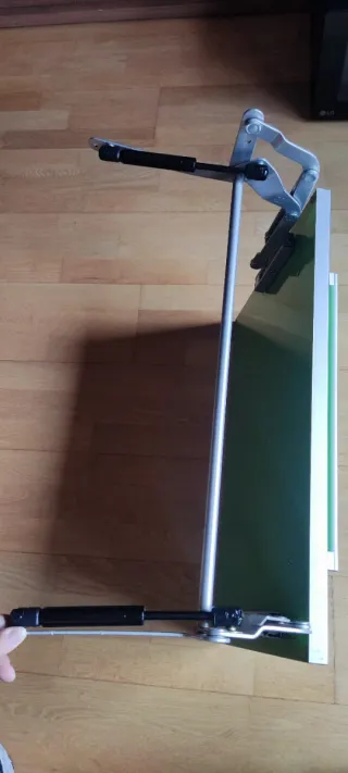 Mecanismo puerta abatible cocina