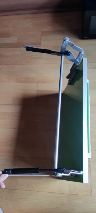 Mecanismo puerta abatible cocina