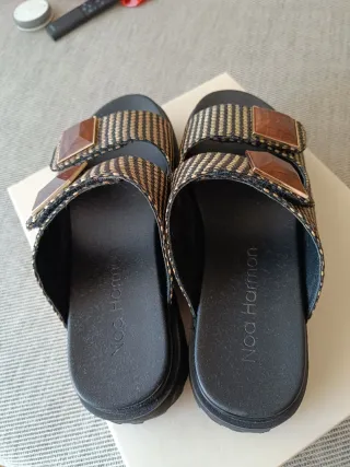 Sandalias Noa Harmon Beige/Negro