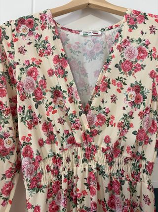 Vestido largo floral beige y rosa