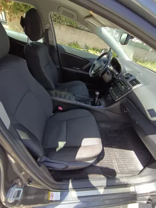 Toyota Avensis 2009