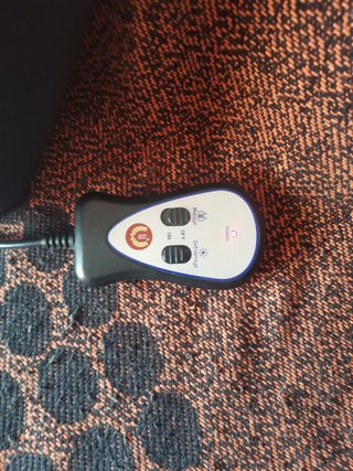Masajeador eléctrico con mando