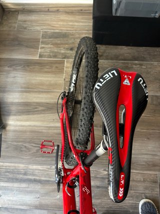 Bicicleta BH Roja