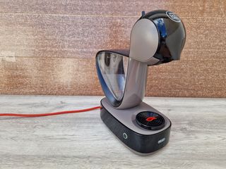 Cafetera Dolce Gusto Negra